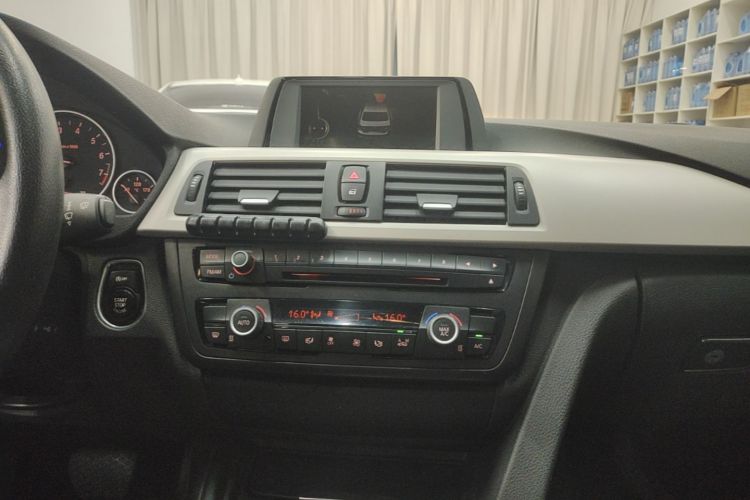 BMW 3 Series 2015 #13 BMW 3 Series 2015 image de voiture #13