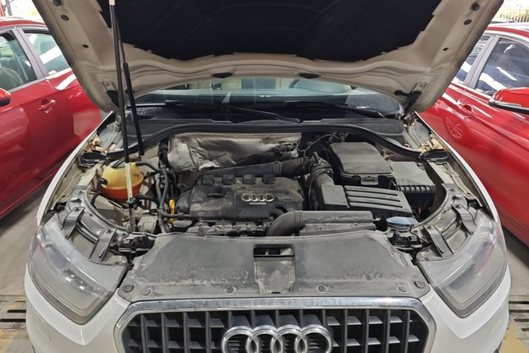 Audi Q3 2015 #20 Audi Q3 2015 car image #20