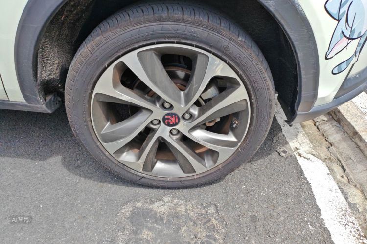 BYD Yuan 2016 car image #9