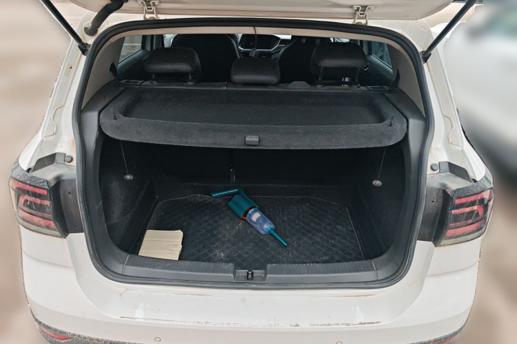 Volkswagen T-Cross 2021 car image #17