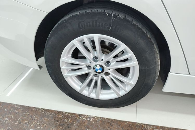 BMW 3 Series 2015 #10 BMW 3 Series 2015 car image #10