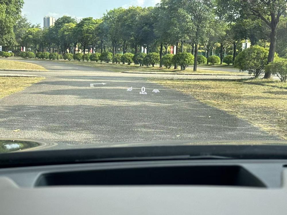 BYD Han 2023 car image #13