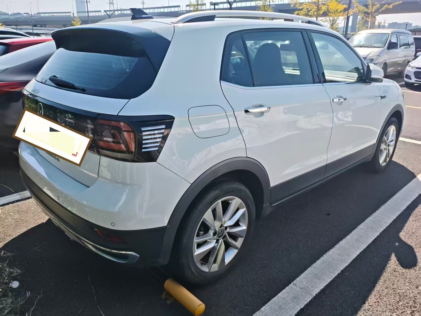 Volkswagen T-Cross 2023 #4 Volkswagen T-Cross 2023 car image #4
