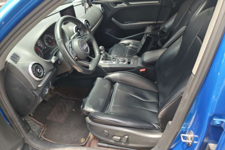 Audi A3 2019 car image #15