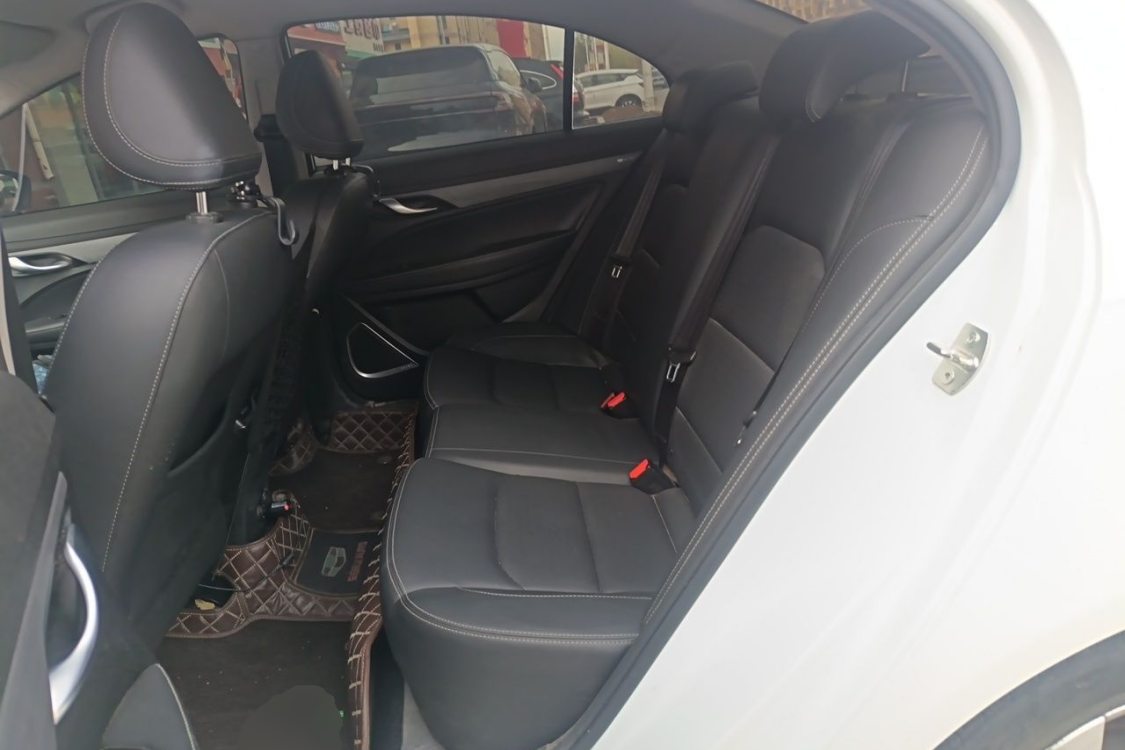 GEELY Emgrand 2021 #19 GEELY Emgrand 2021 car image #19