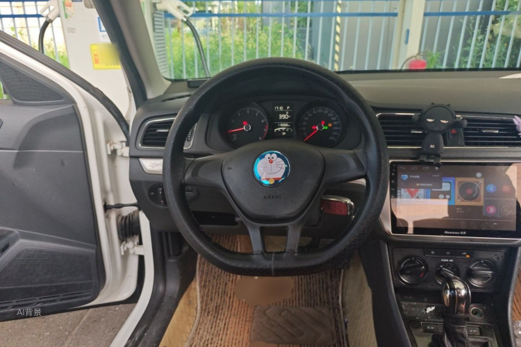 Volkswagen Lavida 2018 car image #12