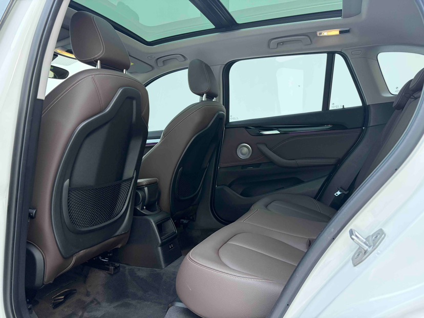 BMW X1 2023 car image #8