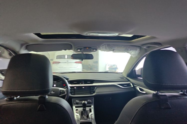 GEELY Emgrand 2021 #18 GEELY Emgrand 2021 car image #18