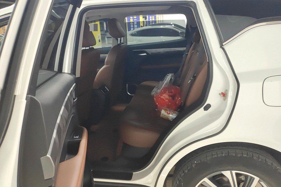 GEELY Vision X6 2022 صورة سيارة #4