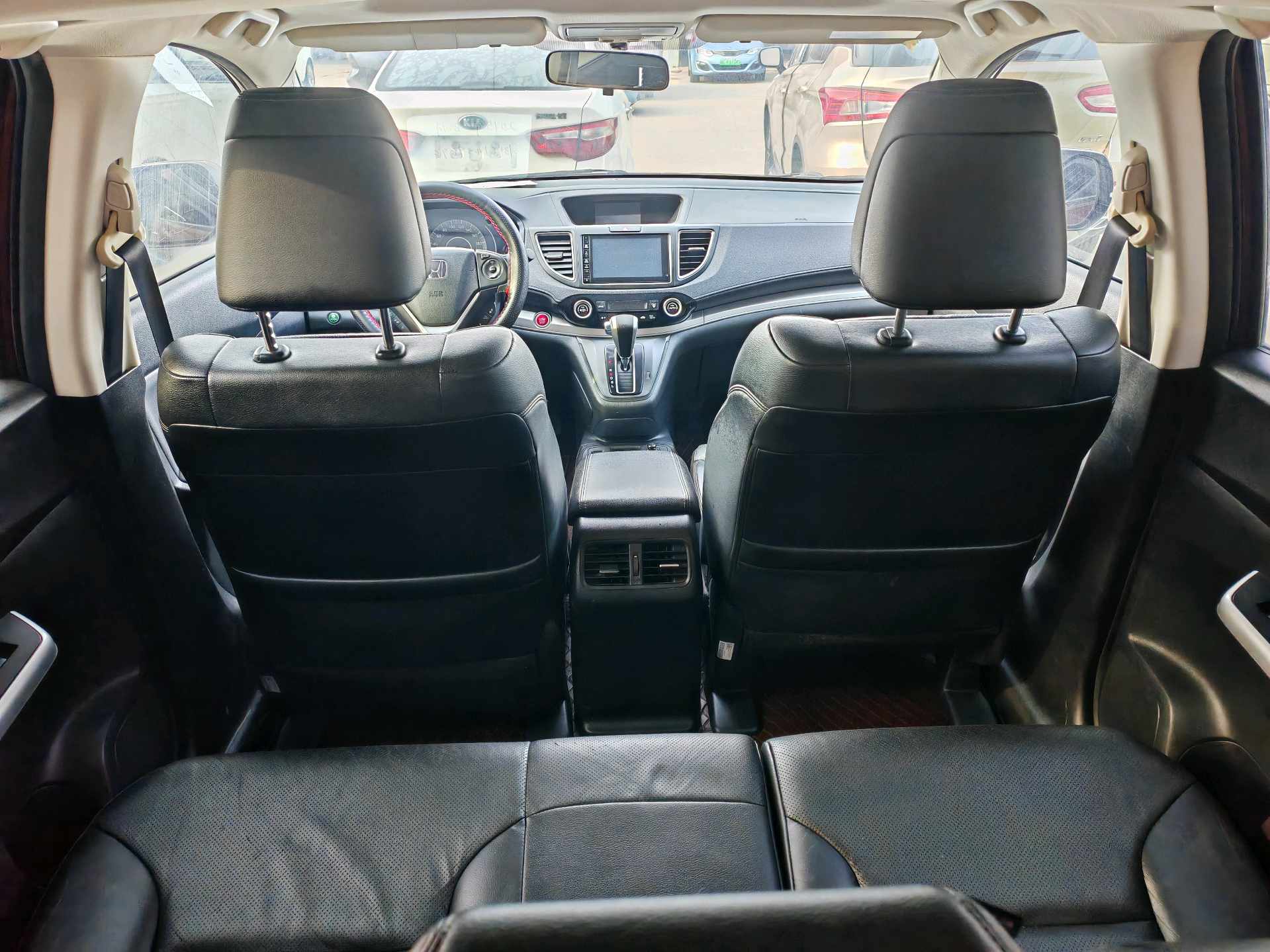 Honda CR-V 2015 immagine di auto #9