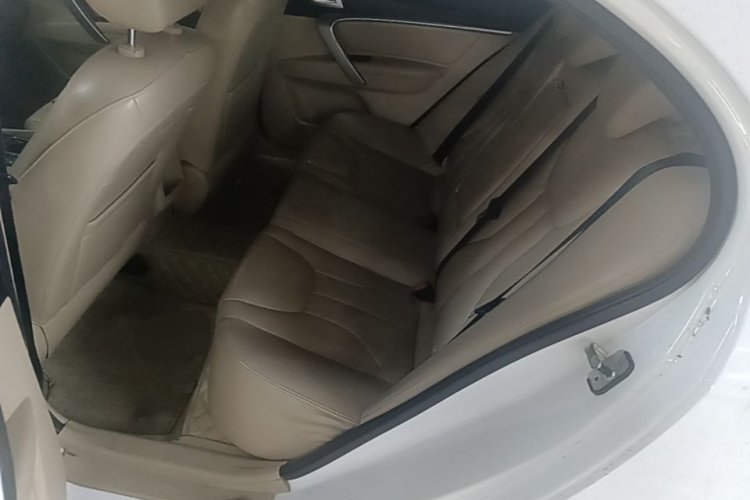 GEELY Emgrand 2017 #17 GEELY Emgrand 2017 car image #17