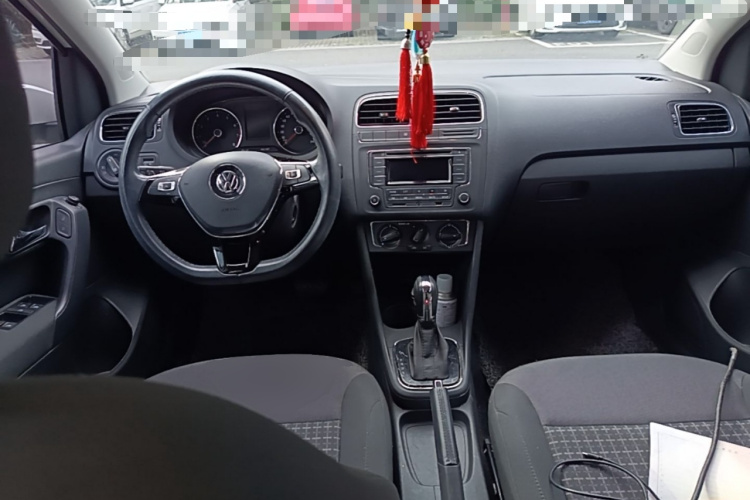 Volkswagen Polo 2016 #11 Volkswagen Polo 2016 car image #11
