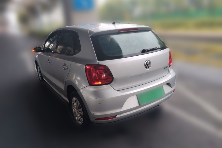 Volkswagen Polo 2018 car image #5