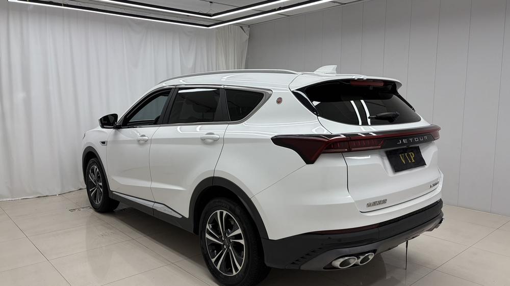 Jetour X70 PLUS 2022 car image #4