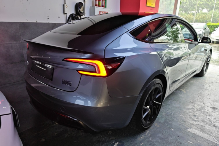 Tesla Model 3 2024 #7 Tesla Model 3 2024 car image #7