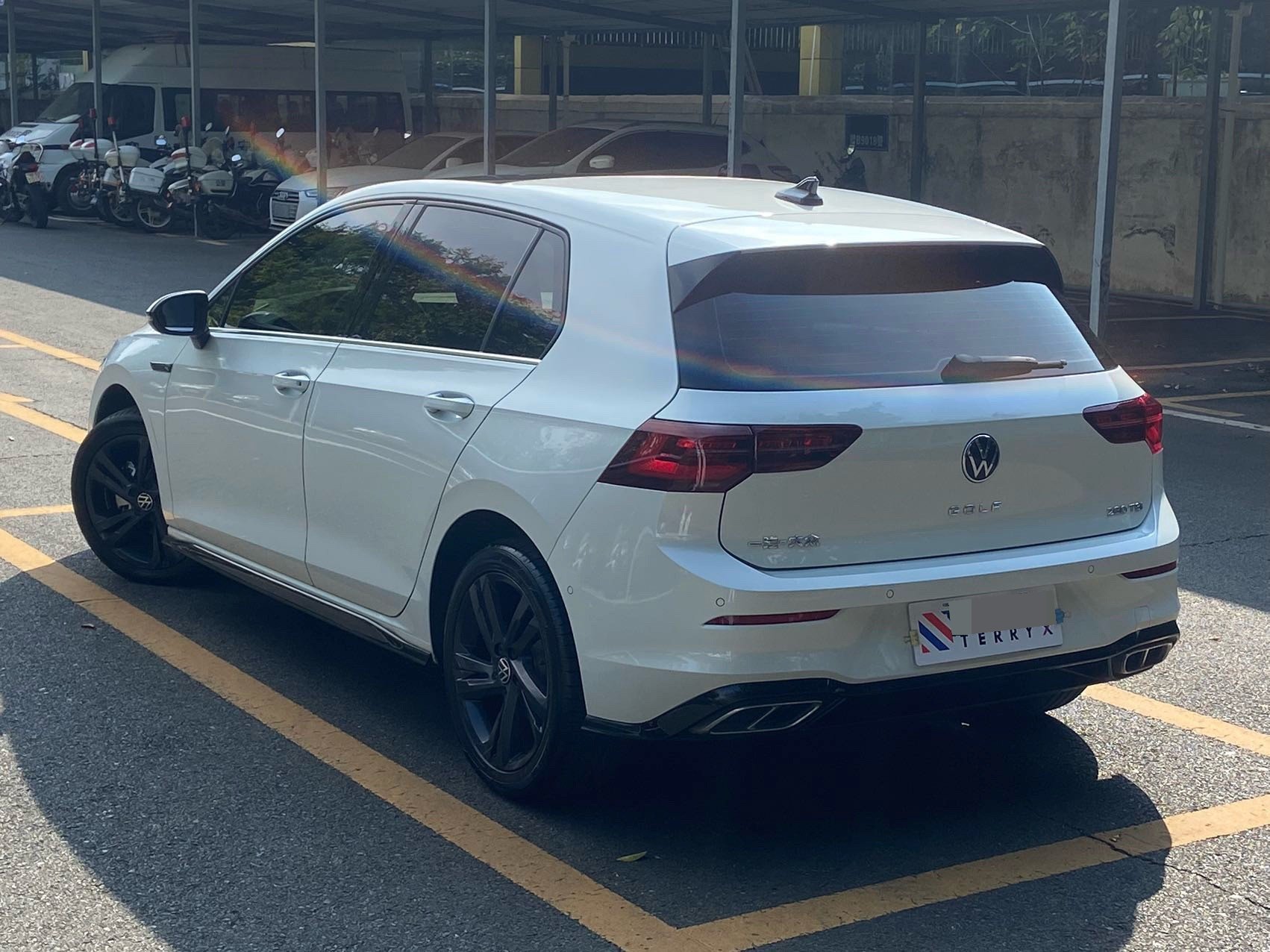 2023 car image #6