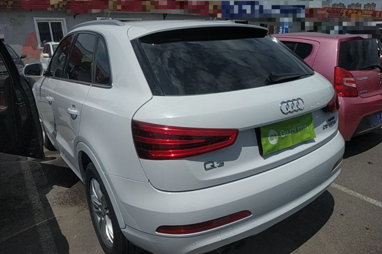 Audi Q3 2015 #5 Audi Q3 2015 car image #5