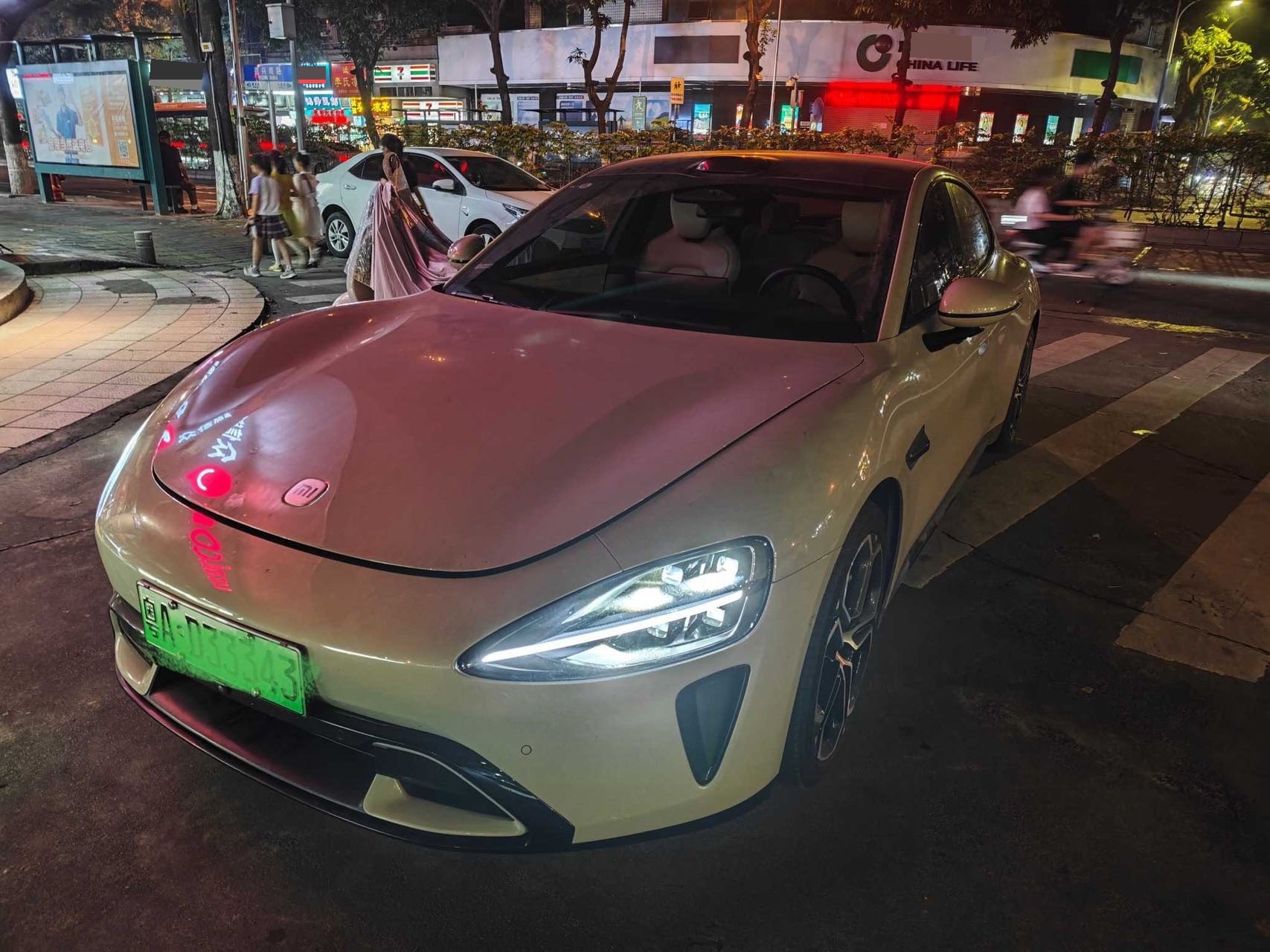 MI SU7 2025 car image 