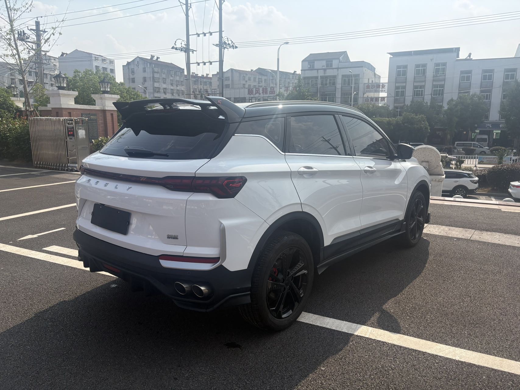 GEELY Coolray 2026 car image #7