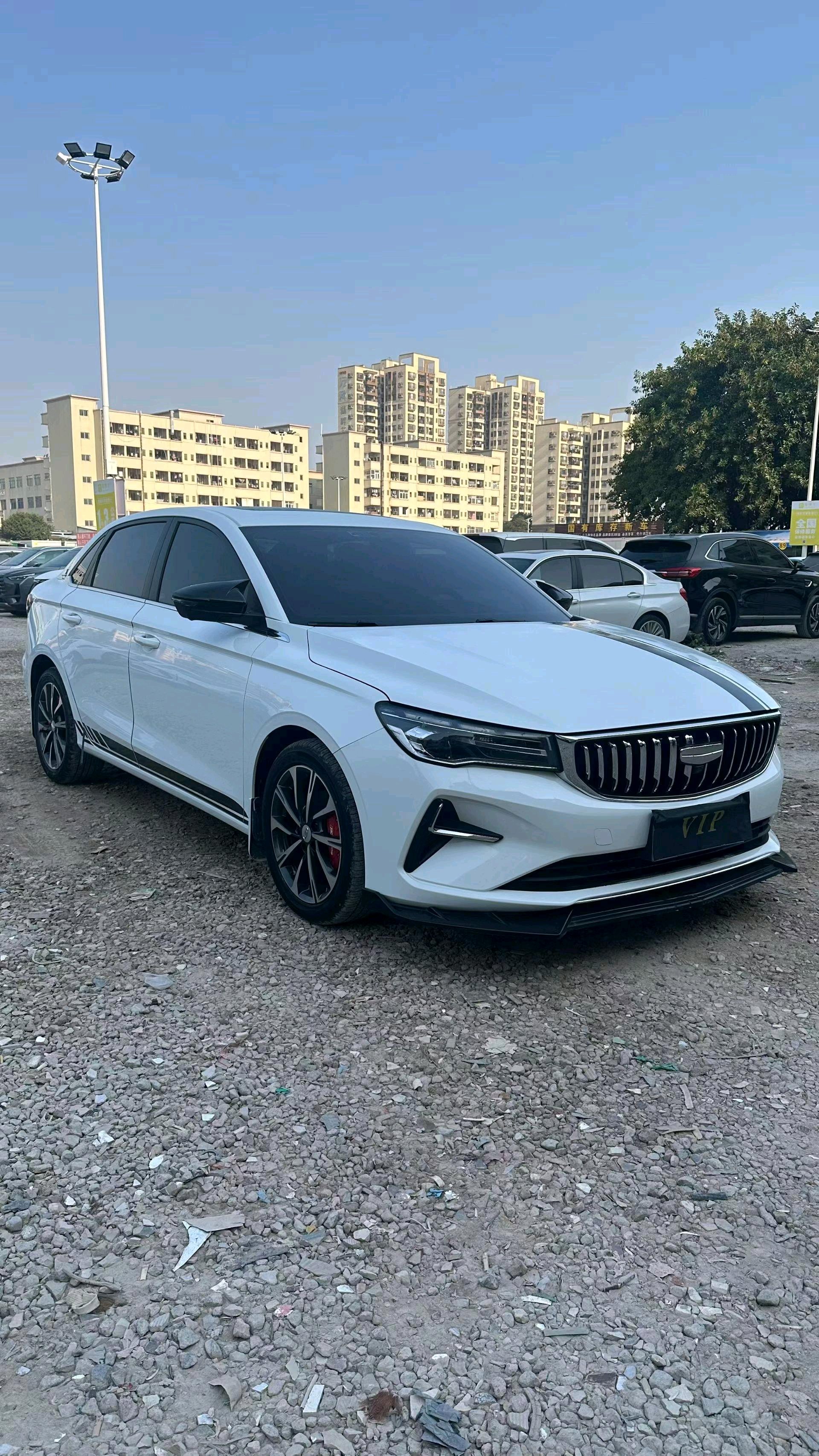 GEELY Emgrand 2025 image de voiture #3