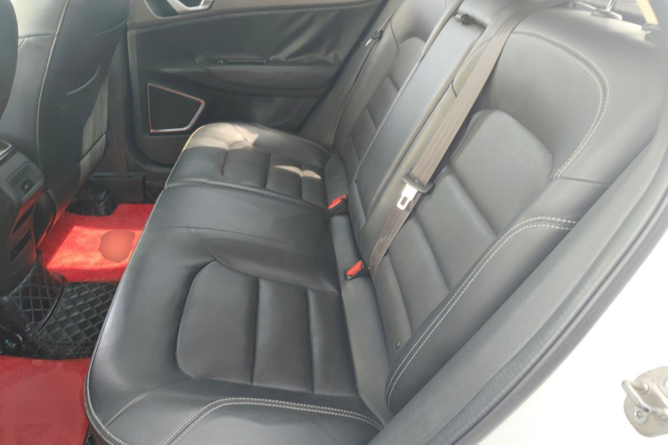 GEELY Emgrand GS 2017 car image #17