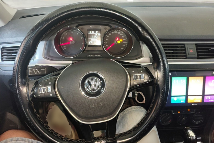 Volkswagen Bora 2021 car image #11