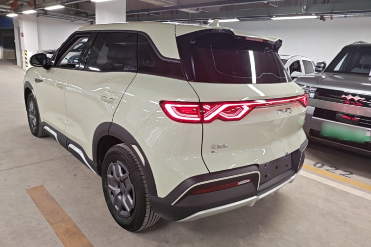 BYD YuanUP 2024 #5 BYD YuanUP 2024 изображение автомобиля #5