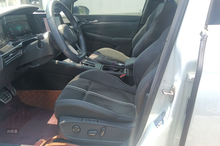 Volkswagen Golf 2023 #17 Volkswagen Golf 2023 car image #17