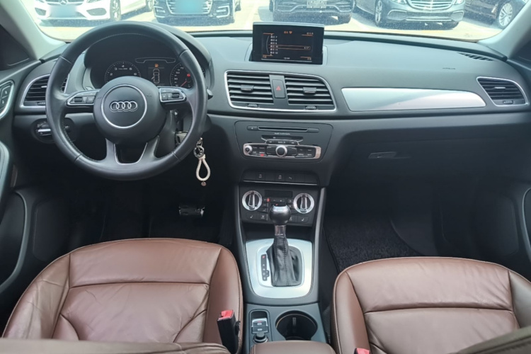 Audi Q3 2015 #10 Audi Q3 2015 car image #10