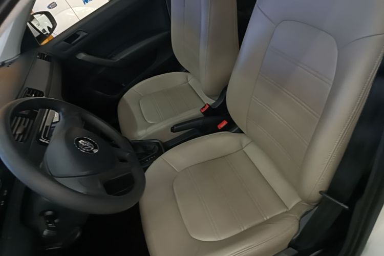 Volkswagen Santana 2022 car image #15