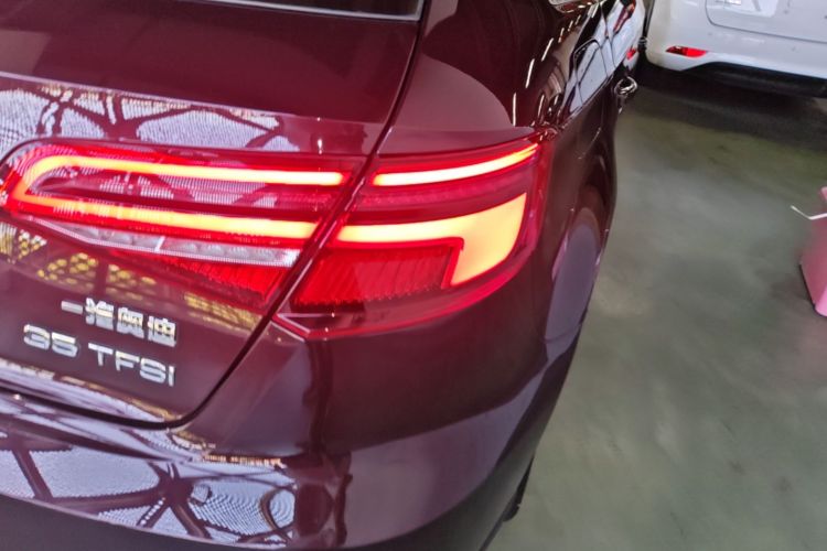 Audi A3 2019 car image #8