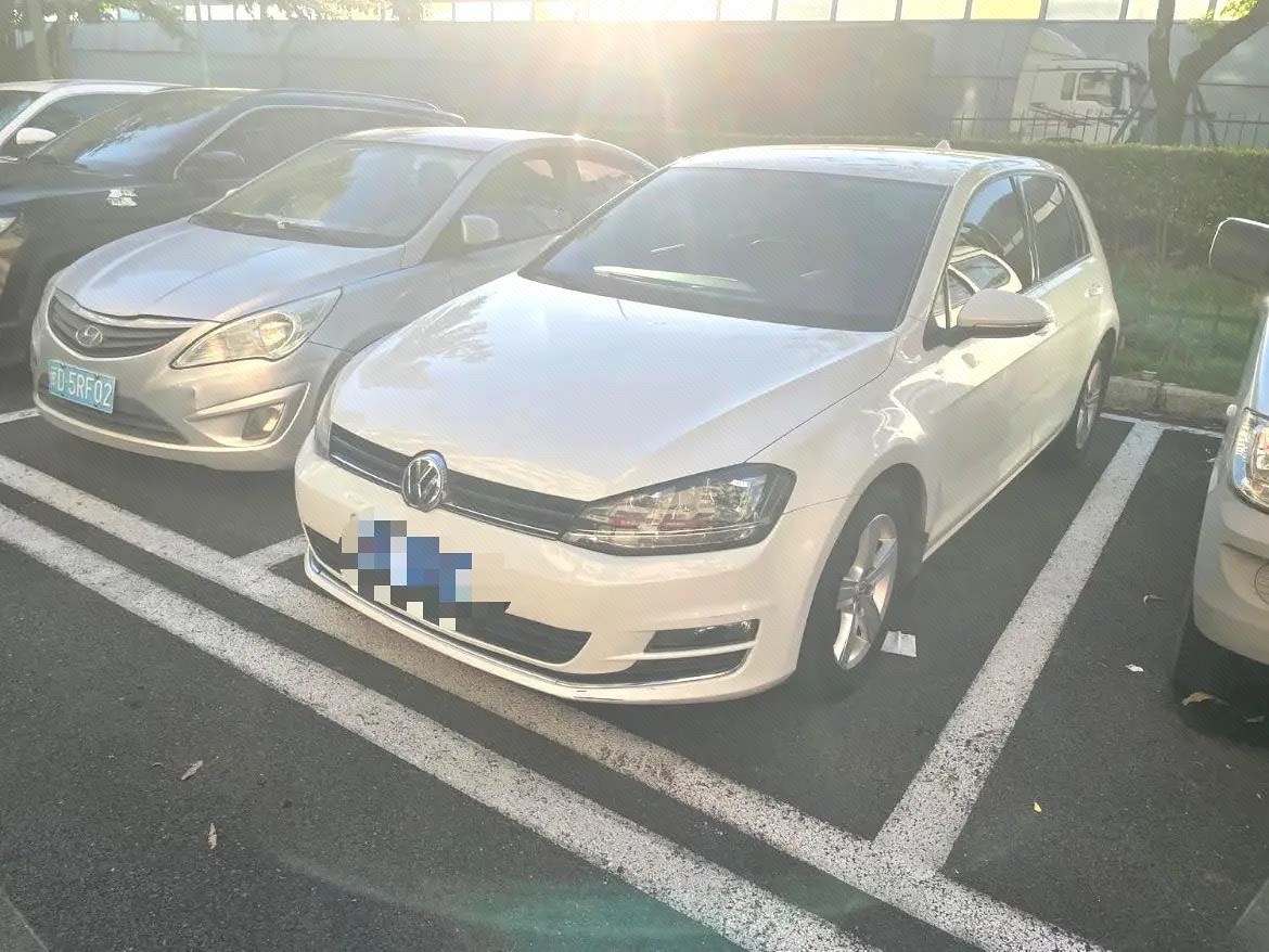 Volkswagen Golf 2015 Volkswagen Golf 2015 car image