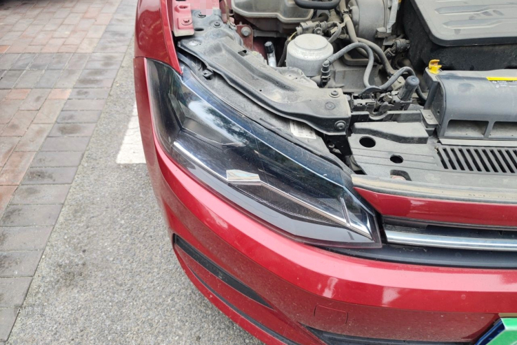 Volkswagen Polo 2019 car image #8