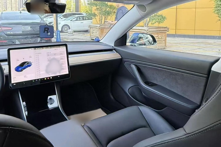 Tesla Model 3 2020 #16 Tesla Model 3 2020 car image #16