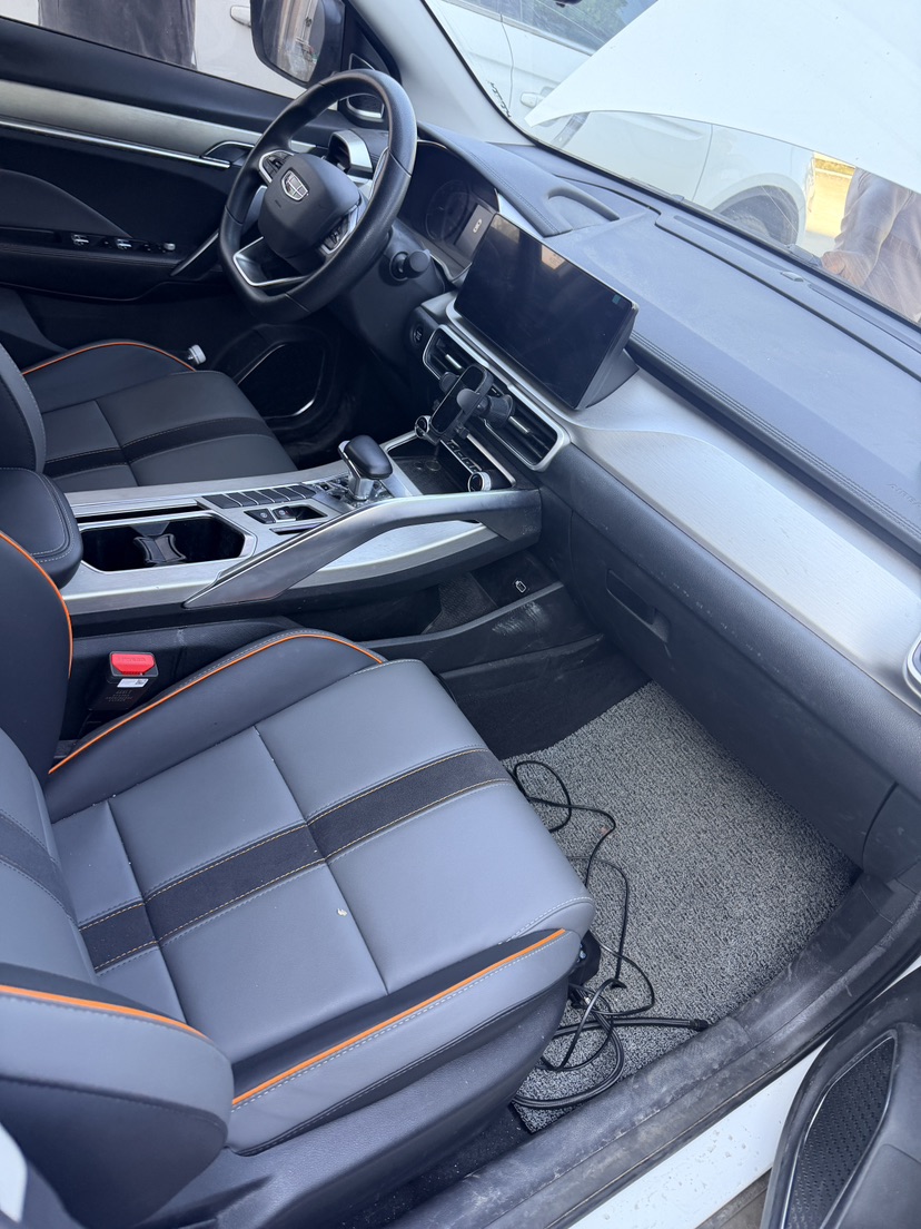 GEELY Coolray 2025 #3 GEELY Coolray 2025 imagen de coche #3
