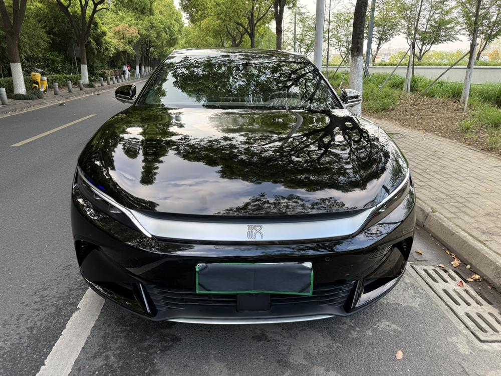 BYD Han 2023 immagine di auto #2