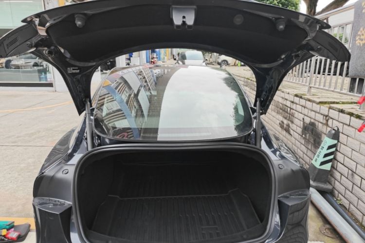 Tesla Model 3 2025 #19 Tesla Model 3 2025 car image #19
