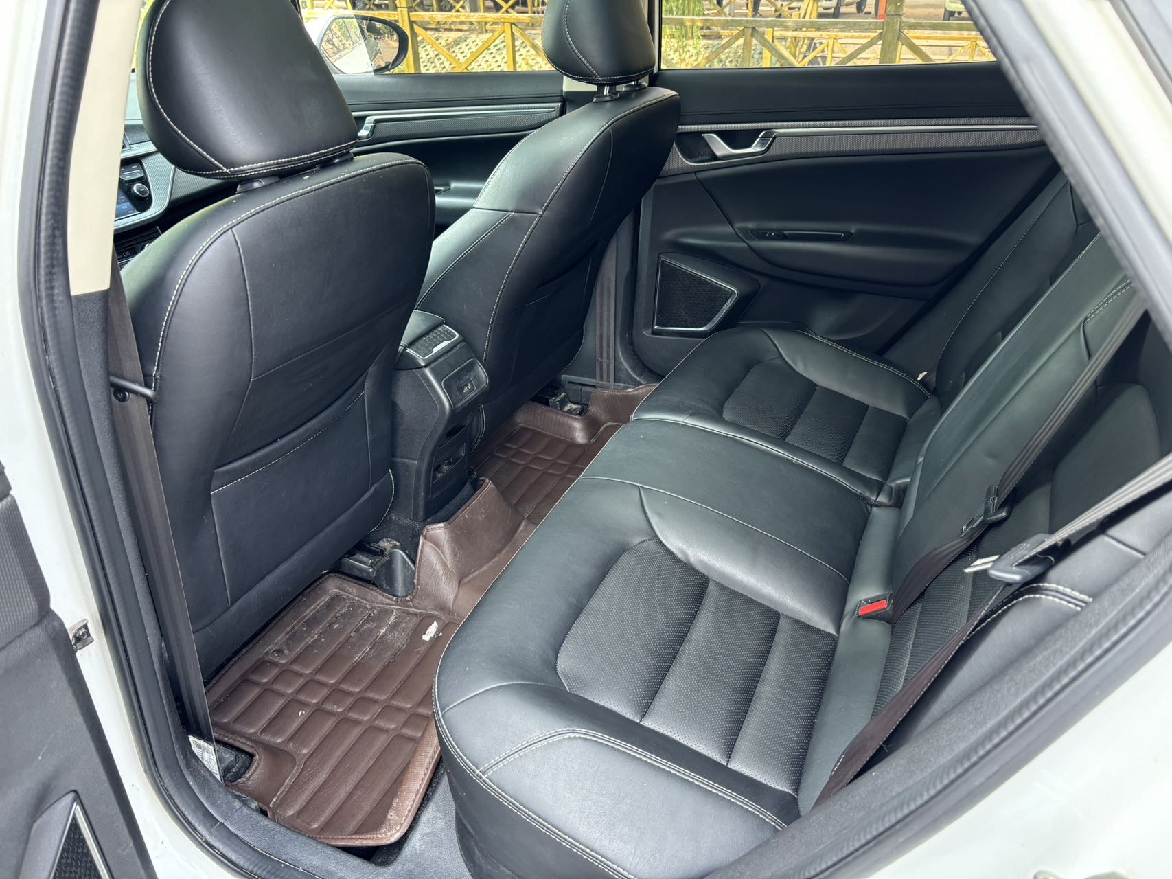 GEELY Emgrand GS 2016 car image #8