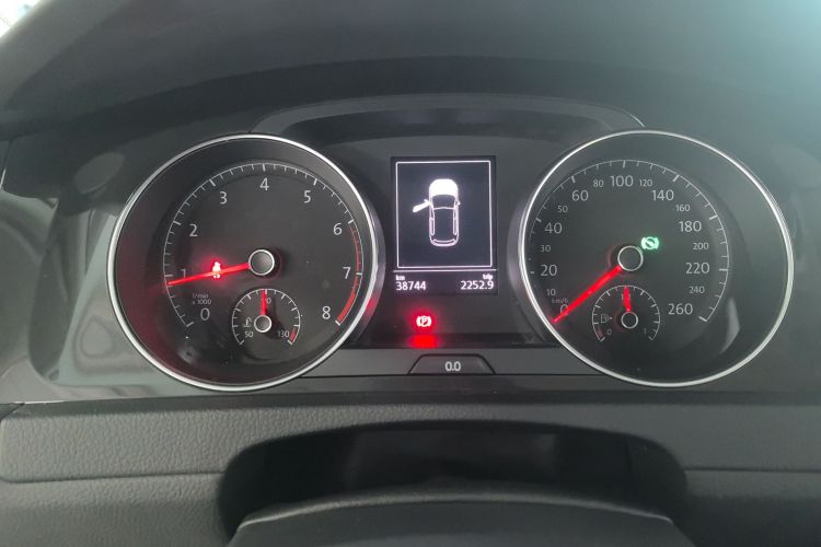 Volkswagen Golf 2020 imagen de coche #12