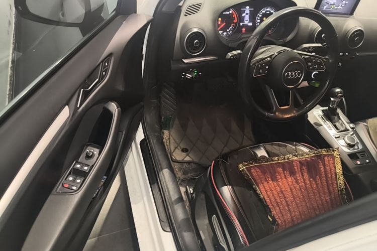 Audi A3 2018 #16 Audi A3 2018 car image #16