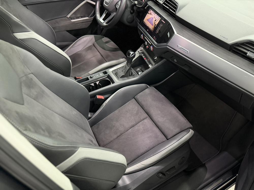 Audi Q3 2023 immagine di auto #9