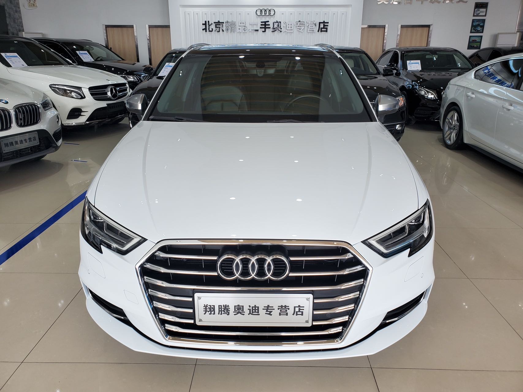 Audi A3 2018 car image #2