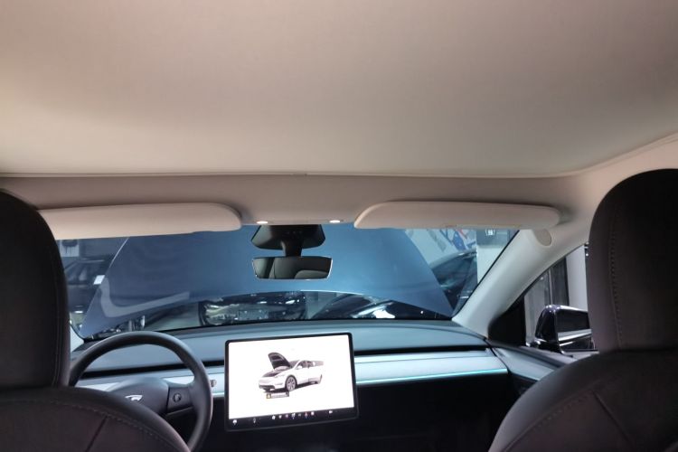 Tesla Model Y 2024 #18 Tesla Model Y 2024 car image #18