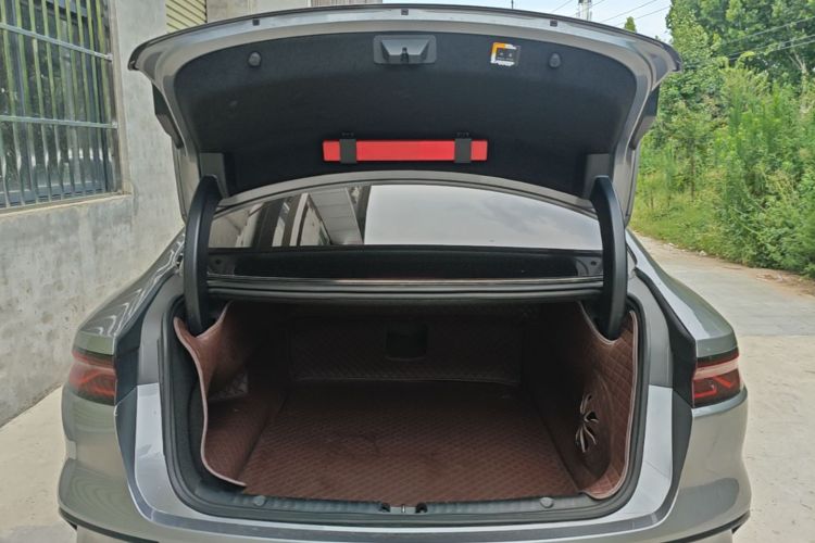 BYD Han 2023 immagine di auto #19