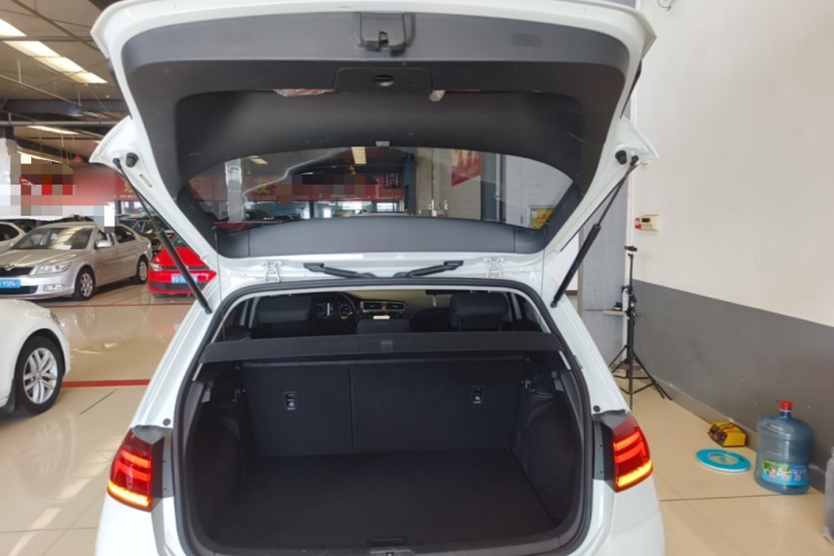 Volkswagen Golf 2020 #21 Volkswagen Golf 2020 immagine di auto #21
