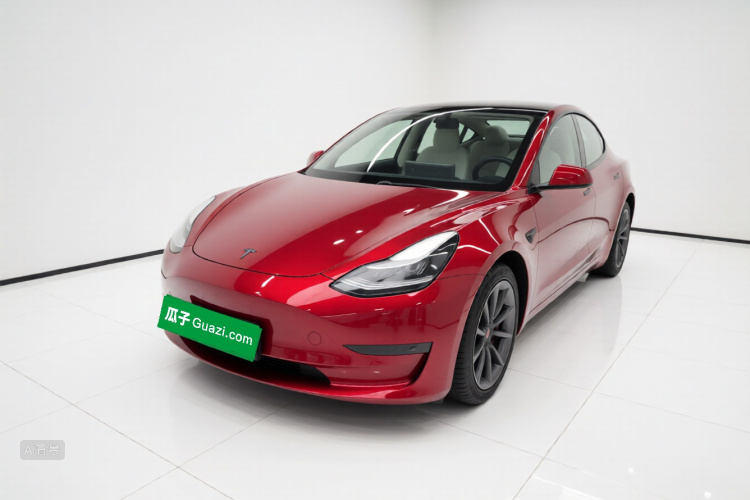 Tesla Model 3 2020 car image #2