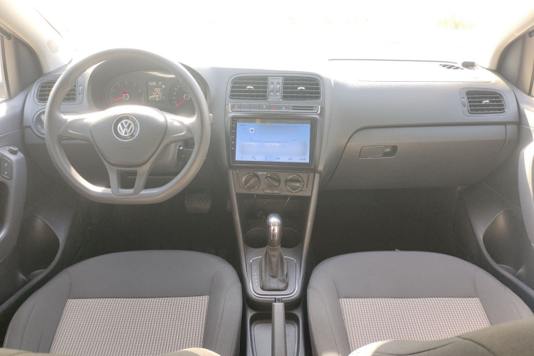 Volkswagen Polo 2019 #10 Volkswagen Polo 2019 car image #10