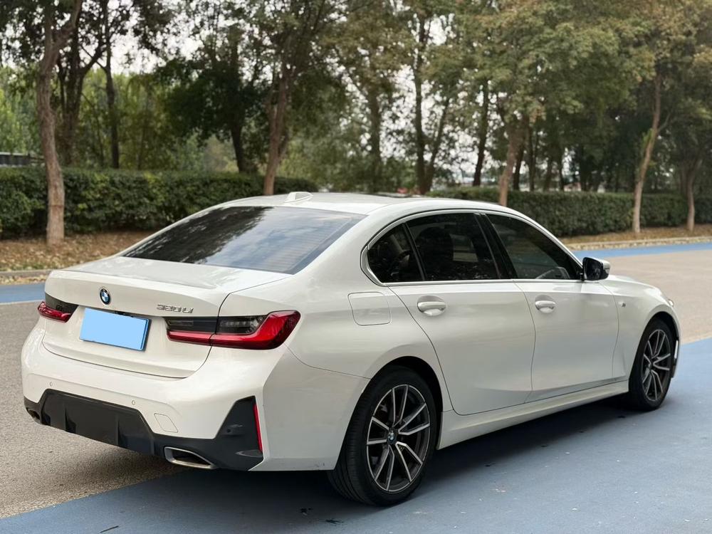 BMW 3 Series 2022 imagem de carro #6