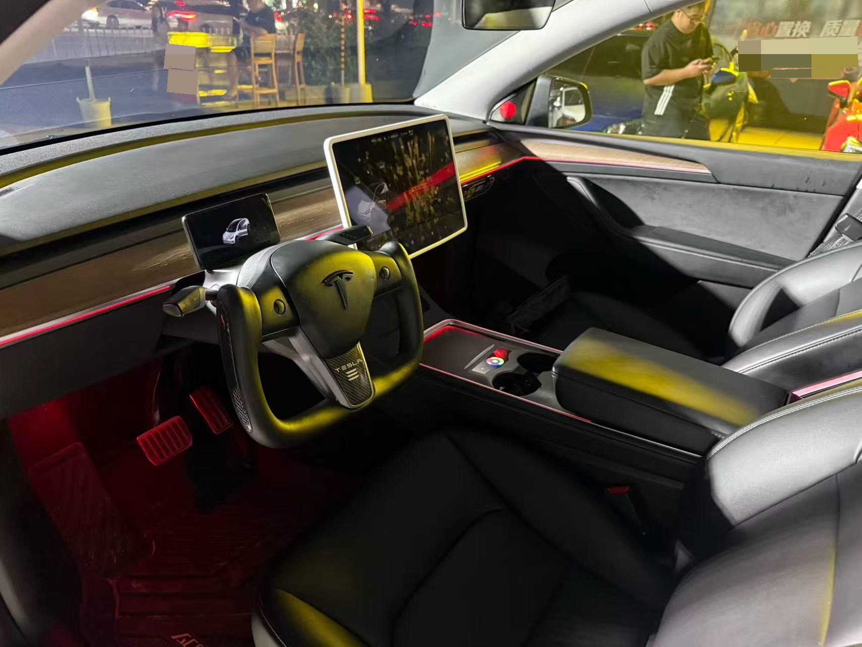 Tesla Model Y 2022 car image #3