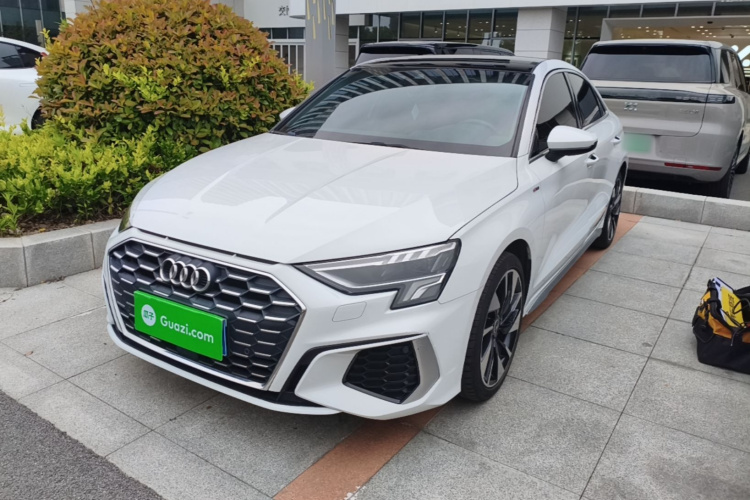 Audi A3 2022 car image #2